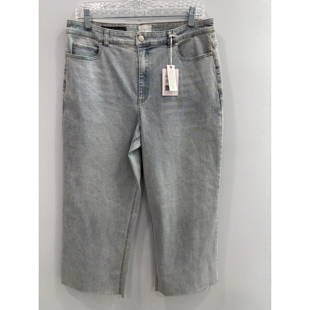Ecru LaBrea Wide Leg Crop Jeans Size 30 Light Wash Raw Hem NWT - Picture 3 of 11
